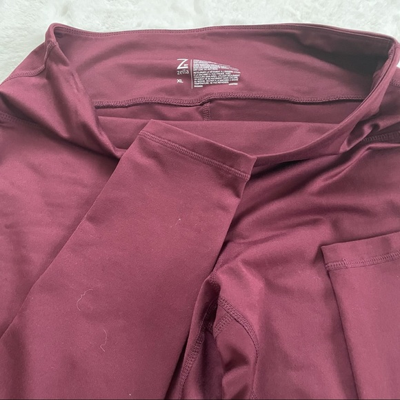 Zella burgundy 28” leggings - Picture 6 of 6